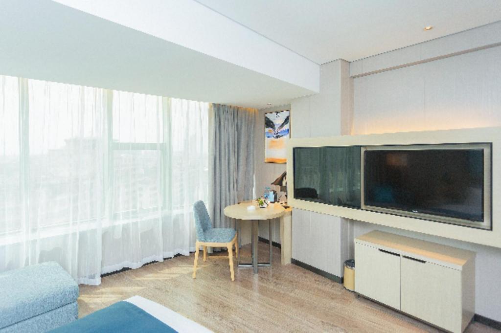 Echarm Hotel Yangjiang Baili Plaza Luaran gambar