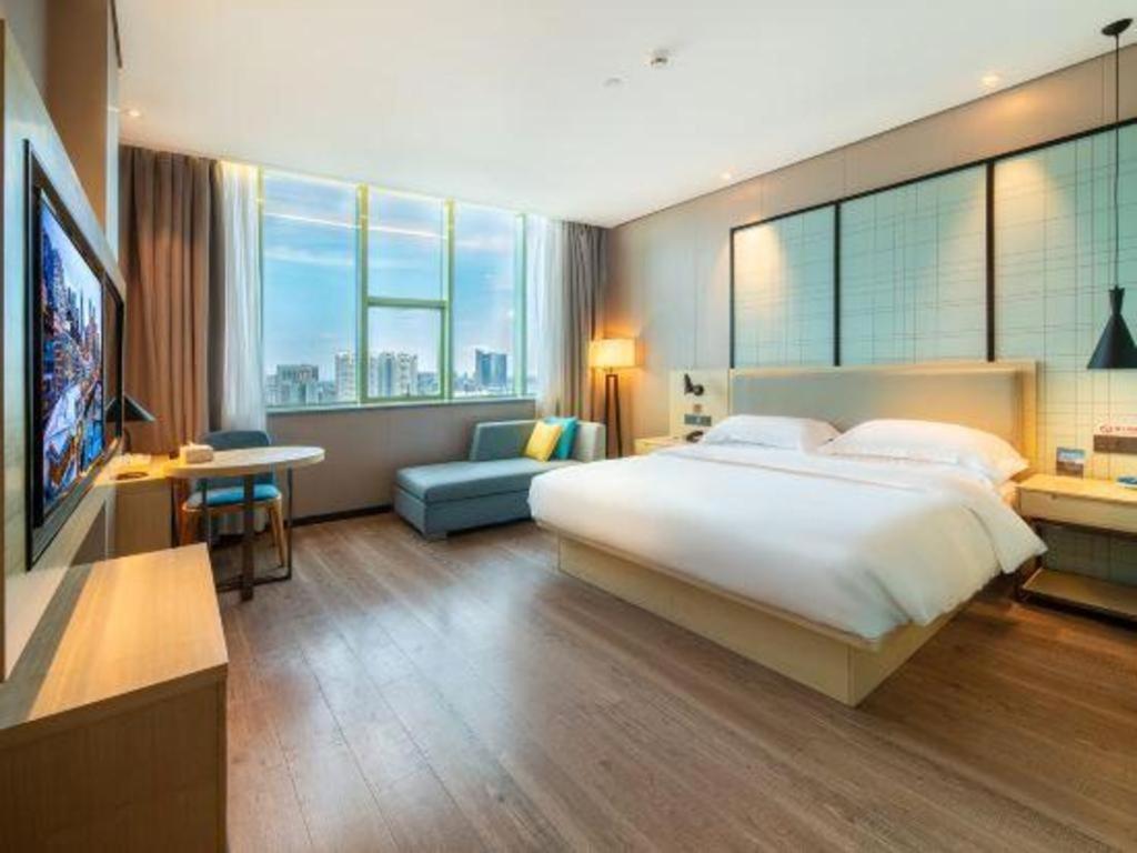 Echarm Hotel Yangjiang Baili Plaza Luaran gambar