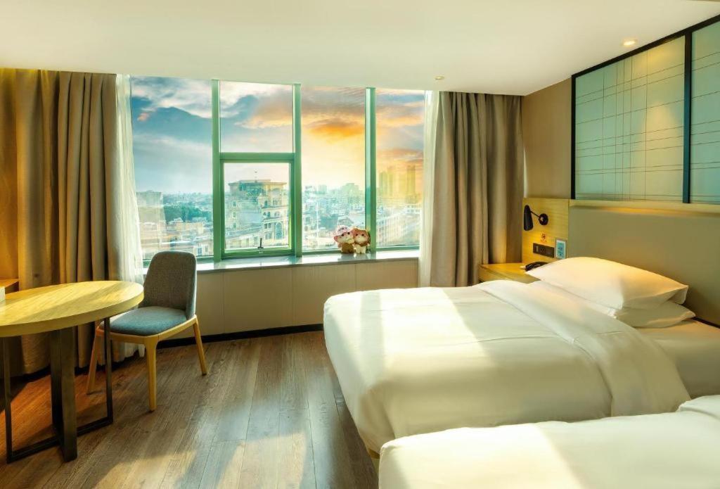 Echarm Hotel Yangjiang Baili Plaza Luaran gambar